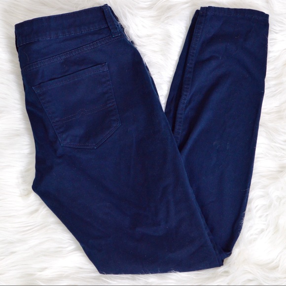 ❌SOLD❌ ARIZONA JEANS - Picture 2 of 3